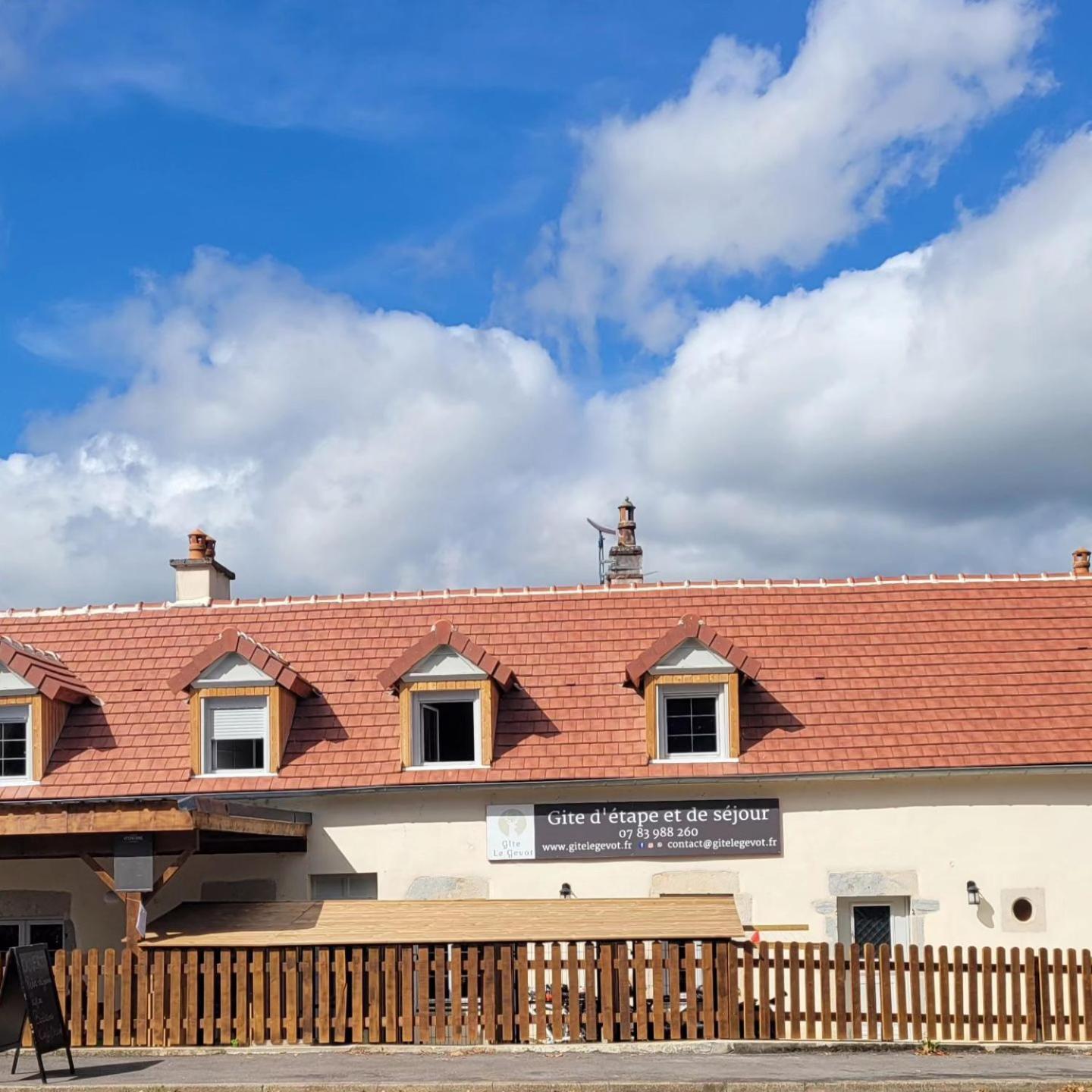 Gite Le Gevot Orchamps Exterior foto